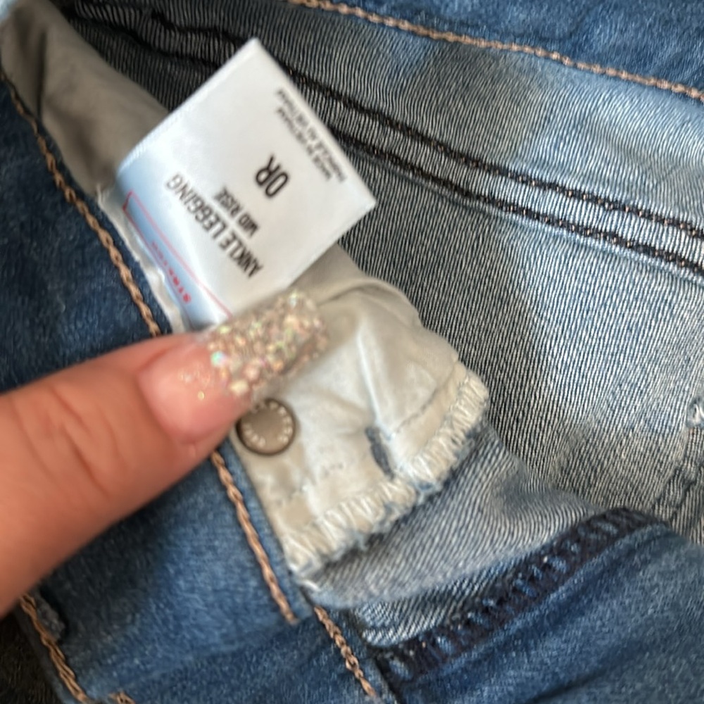 Express Jeans - Picture 3 of 5